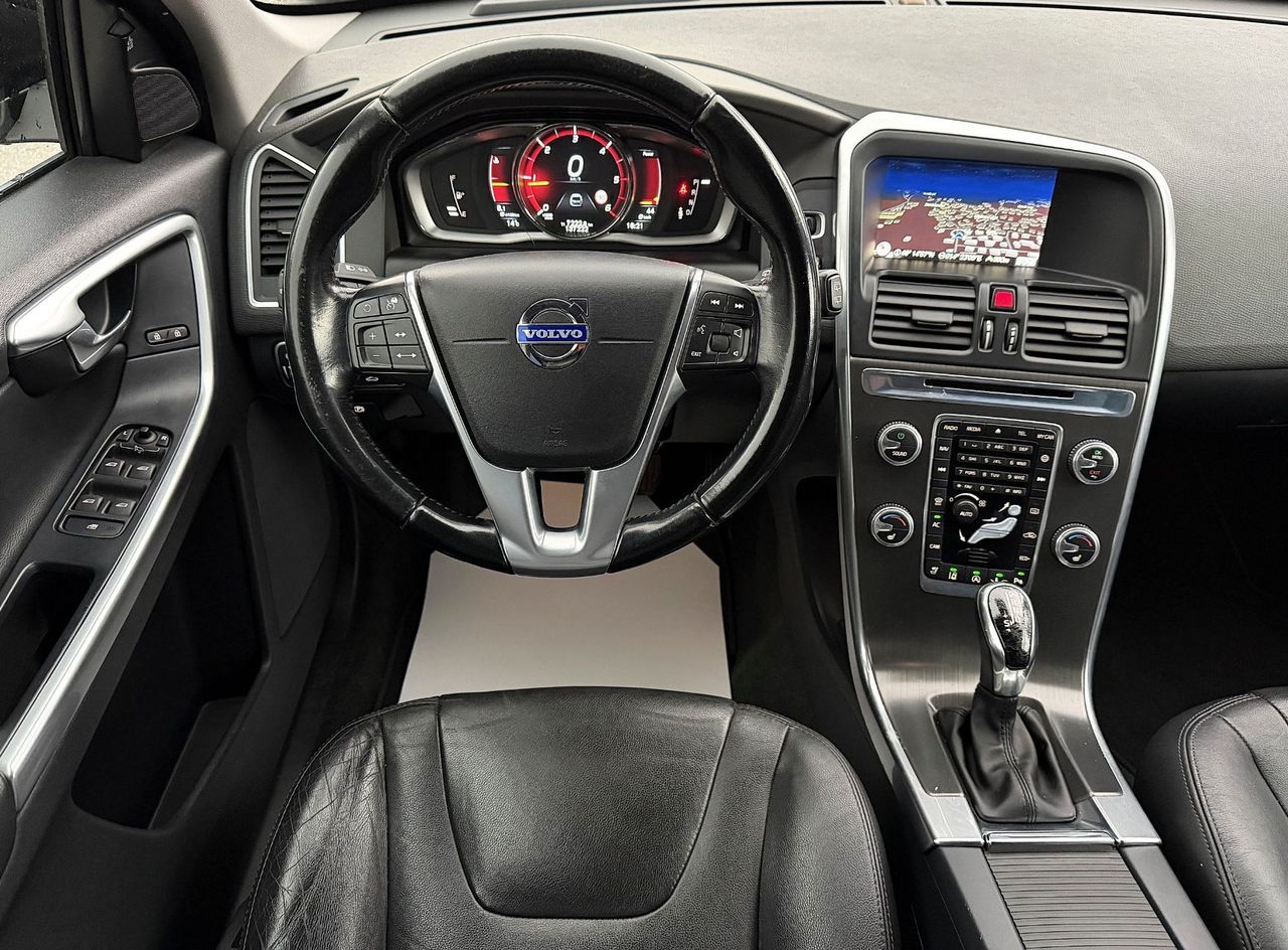 Zunanja slika - Volvo XC60 - D4 Summum AUT. LED XENON ACC NAVI BLS VIRTUAL - 16