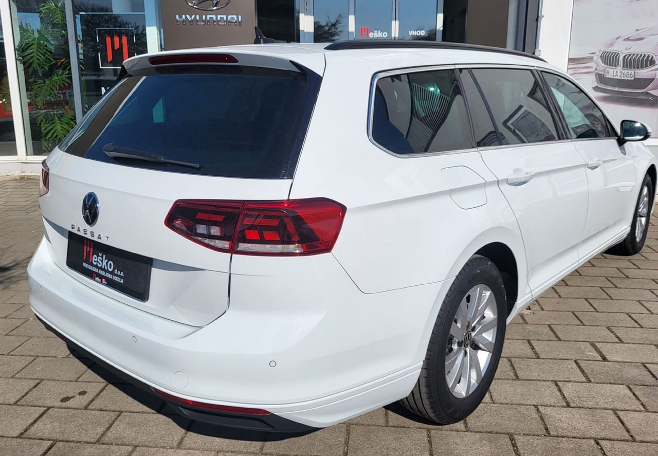 Zunanja slika - VW Passat - Variant 2.0 TDI AUT slo-1.last-alu-acc-navi-led-radar-pdc- - 4