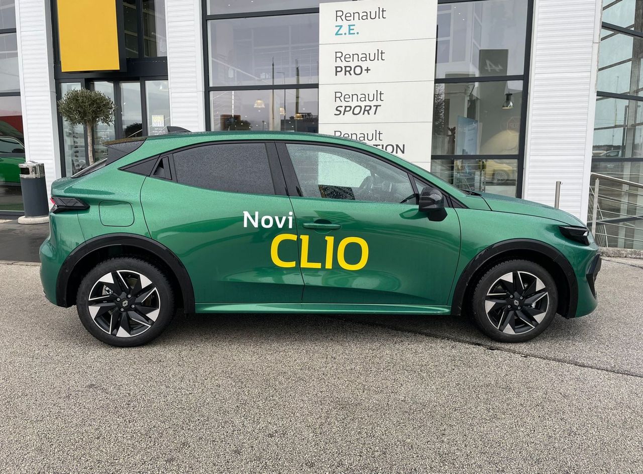 Zunanja slika - Renault Clio - techno TCE 115 - Paket Zima - 4