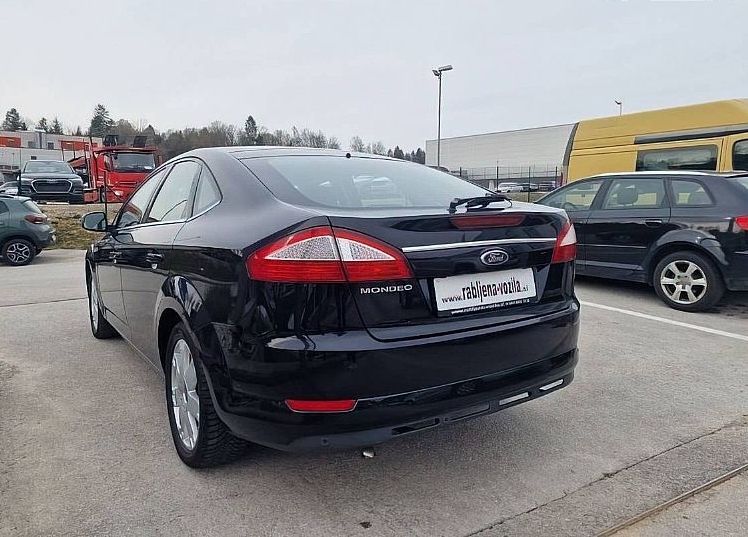 Zunanja slika - Ford Mondeo - 2.0 B 145 KM UREDIMO HITRI KREDIT CCA 10 MIN - 7