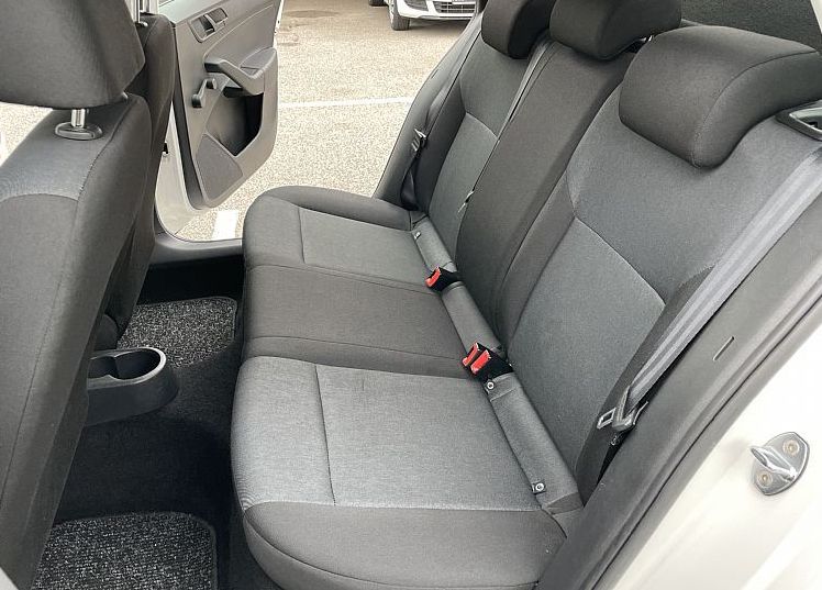 Zunanja slika - Škoda Rapid - 1.2 TSI ACTIVE - 8