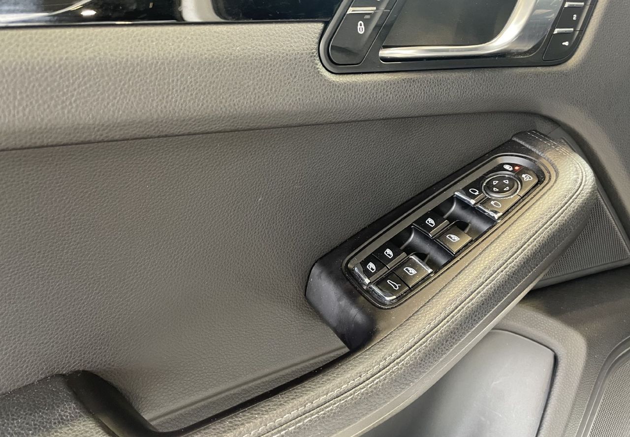 Zunanja slika - Porsche Macan - S-NAVIGACIJA-MEMORY-USNJE-BOSE-RADAR-KAMERA-LED-21 - 18