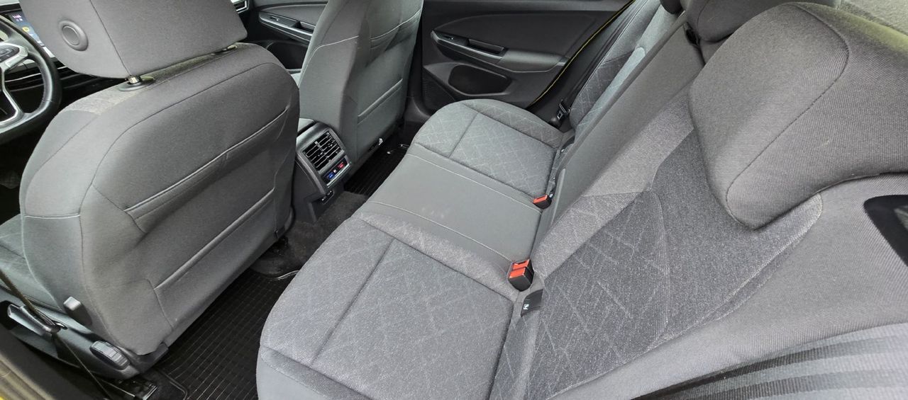 Zunanja slika - VW Golf - 2.0 TDI  -LE 34.000KM-1.LASTNIK-SLOVENSKI-KOT NOV- - 15