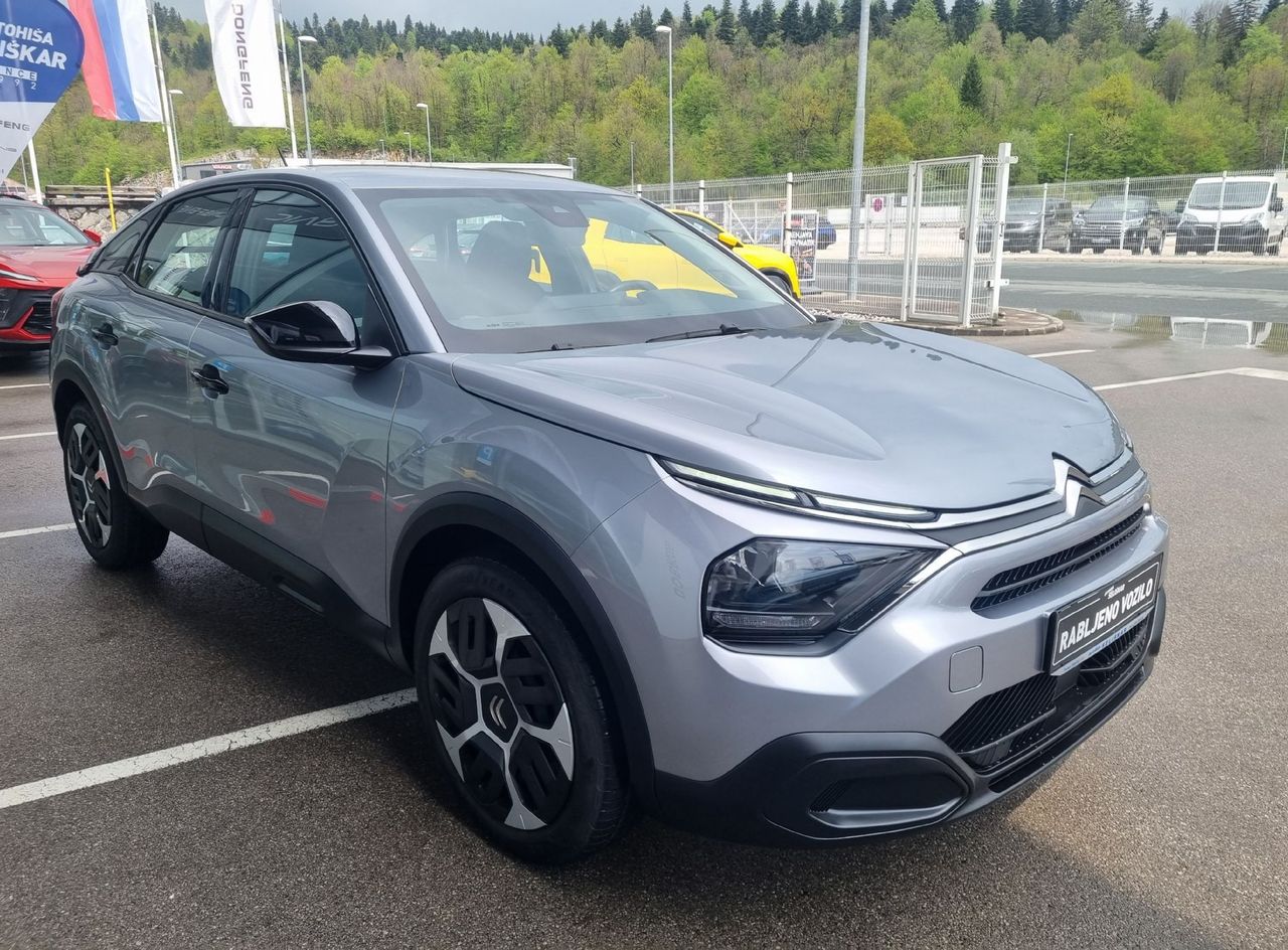 Zunanja slika - Citroën C4 - 1.2 PureTech 100 You  - SAMO 19.857KM - ODLIČEN - 3