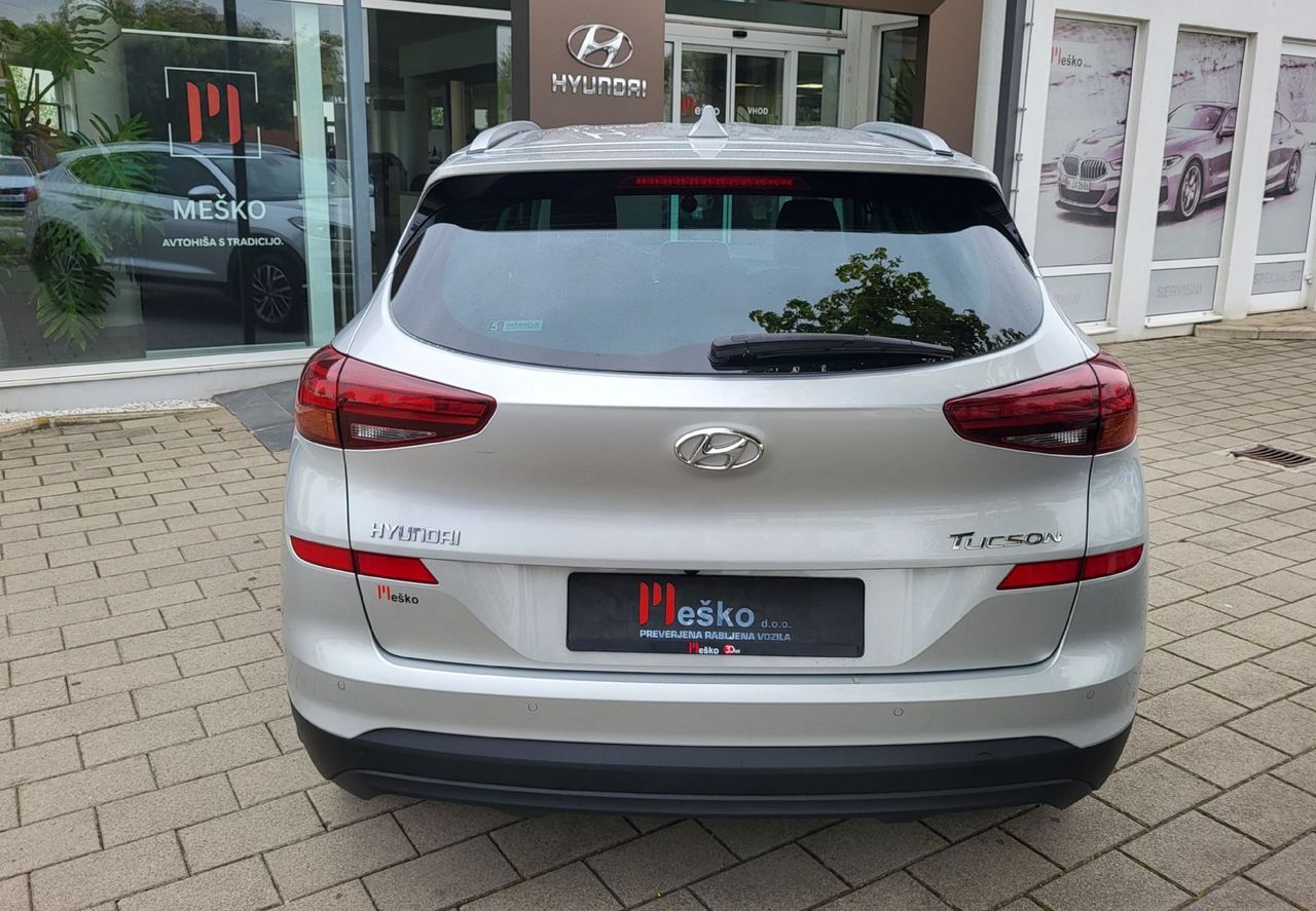 Zunanja slika - Hyundai Tucson - 1.6 GDI Premium slo-navi-alu-pdc-acc-tempom-kamera - 5