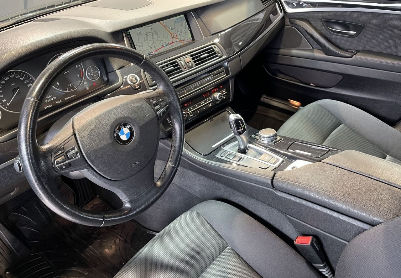 Zunanja slika - BMW Serija 5 - Touring: NAVIGACIJA-TEMPOMAT-PARK SENZORJI-LED-GRETJE SE - 8