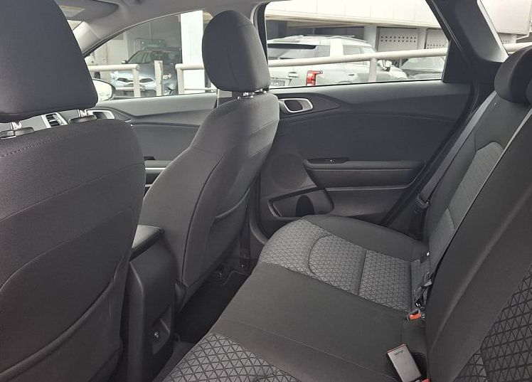 Zunanja slika - KIA Ceed - SW 1.5 T-GDi LX Champion+ ISG. M T 103 kW - 9