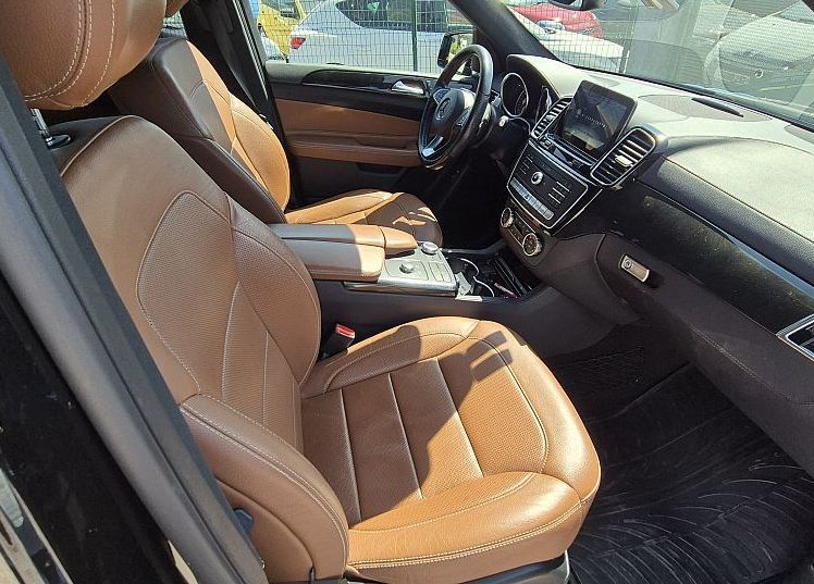 Zunanja slika - Mercedes-Benz GLE-Razred - GLE 250 d 4MATIC AMG ALU 20 2. lastnik ODLIČEN - 11