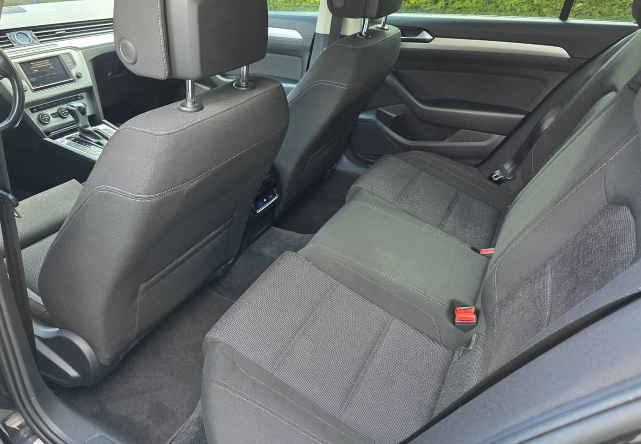 Zunanja slika - VW Passat - 2.0 TDI-AVT-VIRTUAL-LED-XENON-ACC-KAMERA-NAVI-PDC- - 11