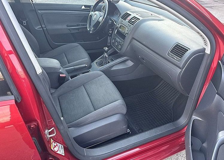 Zunanja slika - VW Golf - 1.6 Comfortline - NA OBROKE BREZ POLOGA - 7