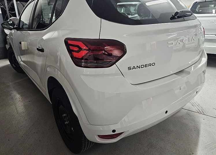 Zunanja slika - Dacia Sandero - 1.0 TCe 90 Essential - 4