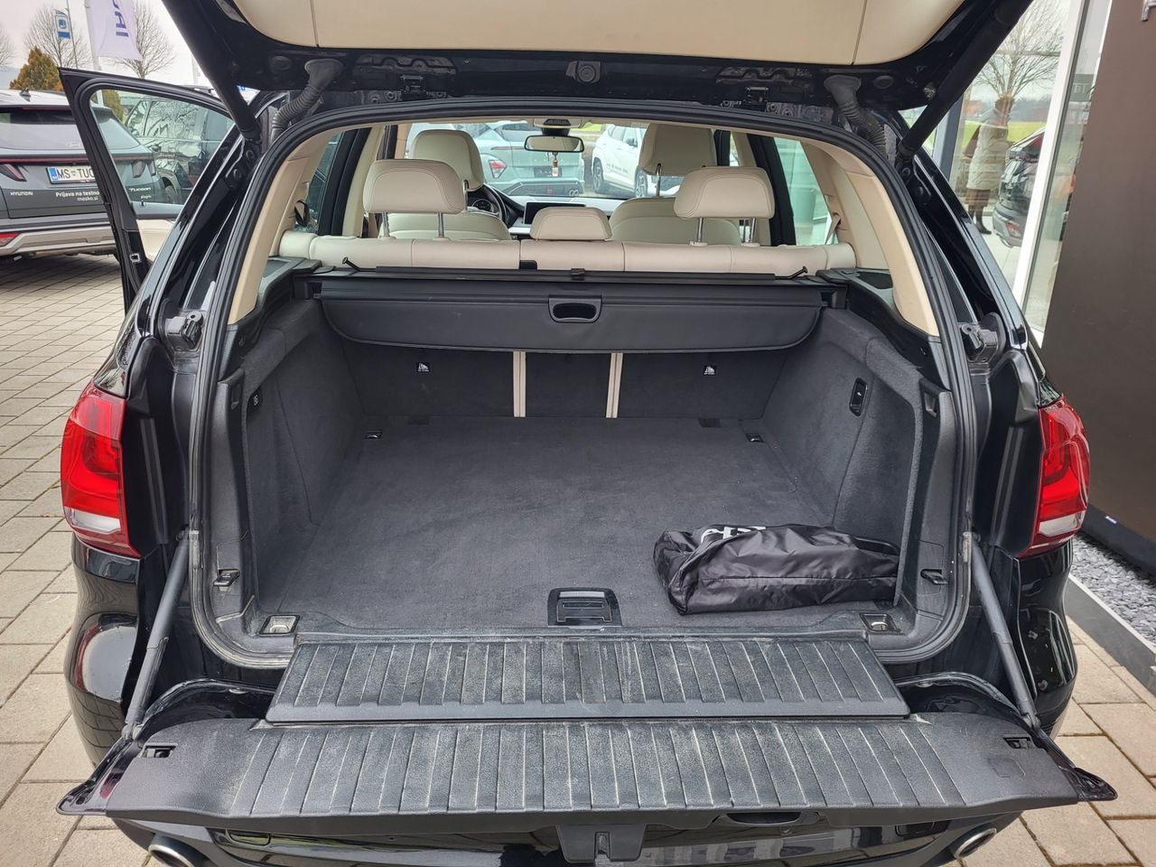 Zunanja slika - BMW serija X5 - X5 sDrive25d xenon-navi-alu-pdc-kamera-usnje-vl.kljuk - 9