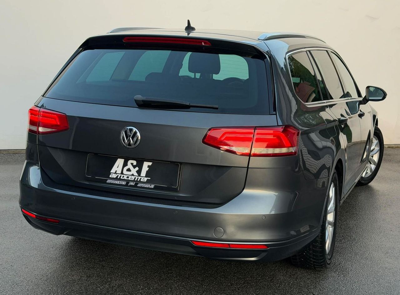 Zunanja slika - VW Passat - Variant 2.0 TDI-DSG-H LINE-NAVI-4X KLIMA-LIZING ZA TUJCE- - 4