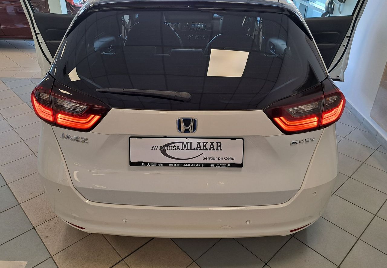 Zunanja slika - Honda Jazz - 1.5 i-MMD Hibrid Executive-1.LASTNIK-SLO- - 5