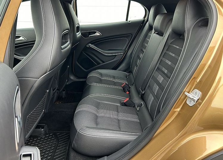 Zunanja slika - Mercedes-Benz GLA-Razred - GLA 180-LED-NAVI-PDC-KAMERA-ALU - 11