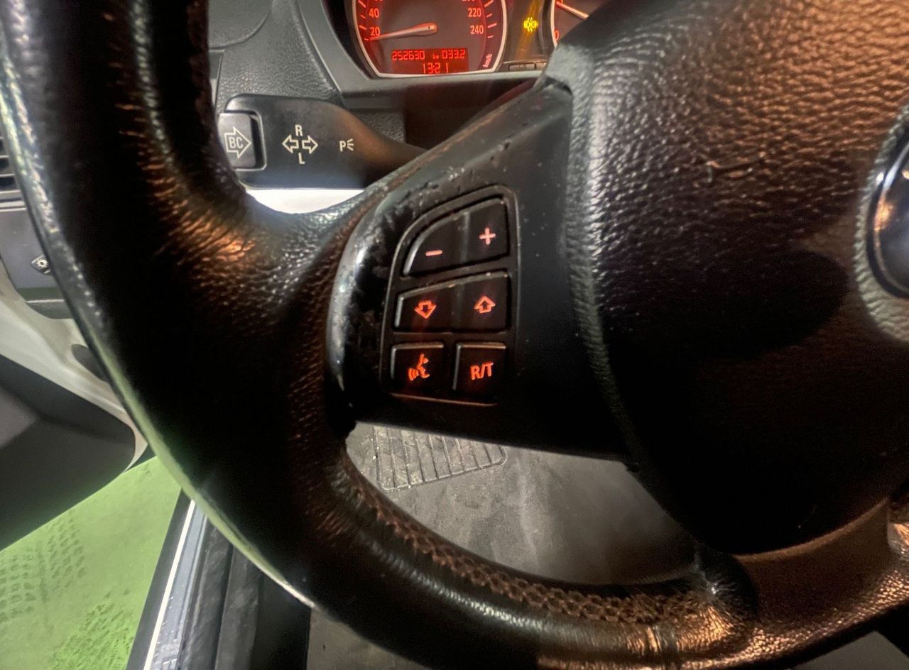 Zunanja slika - BMW X3 - serija : xDrive 18d 105 KW TEMPOMAT. VLEČNA NAPRAVA - 12