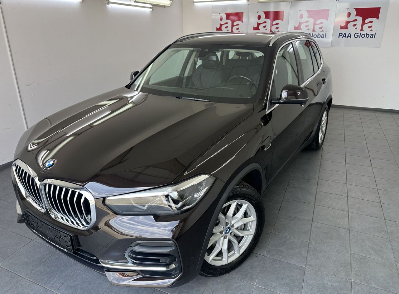 Zunanja slika - BMW X5 - serija :  xDrive45e Avt.KLJUKA.KAMERA.LED.USNJE.TOP - 1