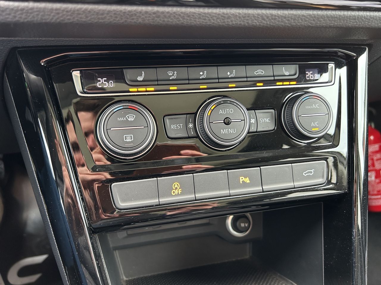 Zunanja slika - VW Touran - 2,0 TDI BMT Family DSG - 12