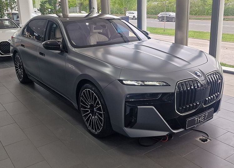 Zunanja slika - BMW Serija 7 - : M760e xDrive M Sport - Performance - 2