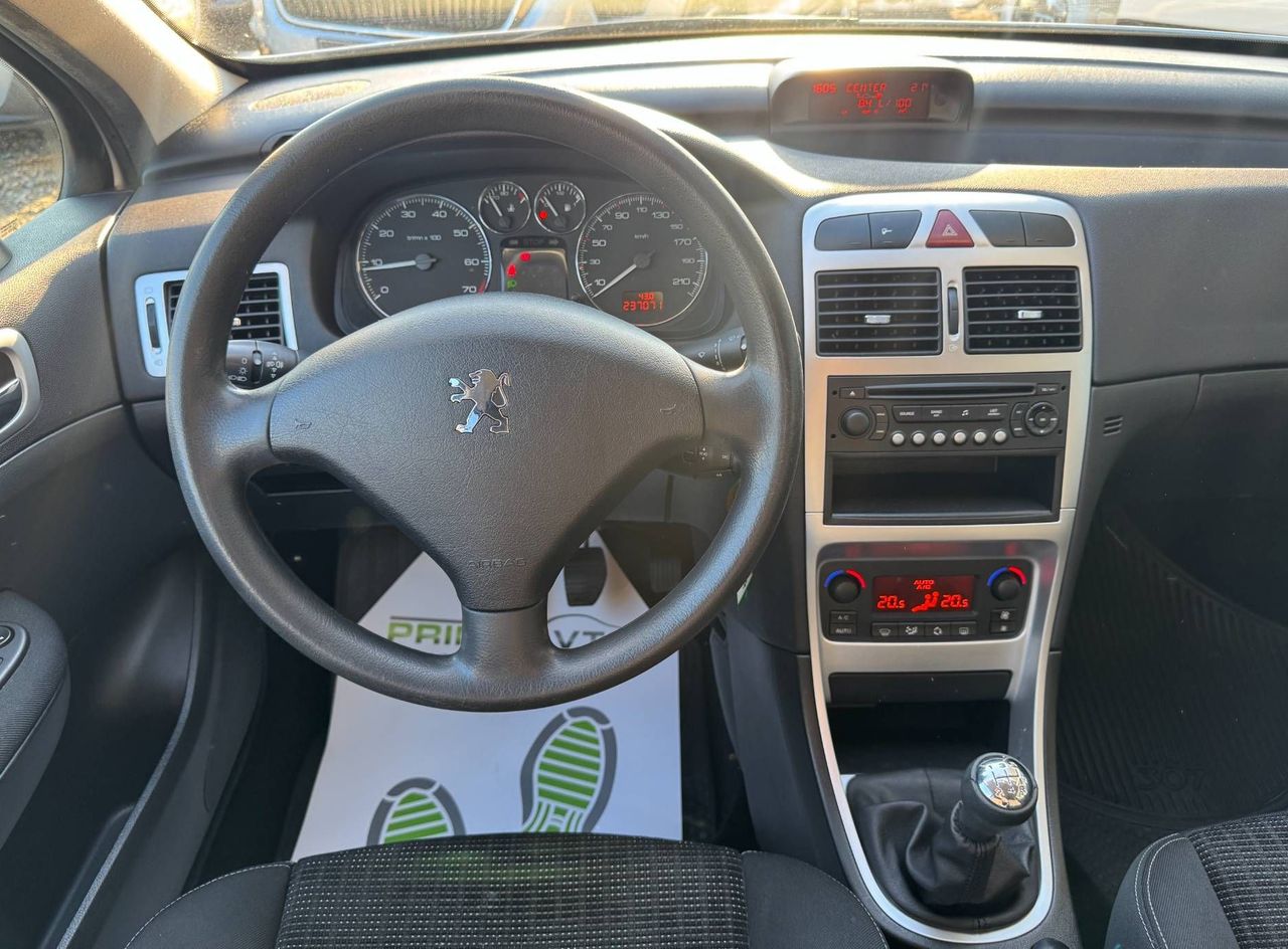 Zunanja slika - Peugeot 307 - D-SIGN°SLO°AVT.KLIMA°ABS°POT.RAČ°EL.POM.STEKEL° .. - 9