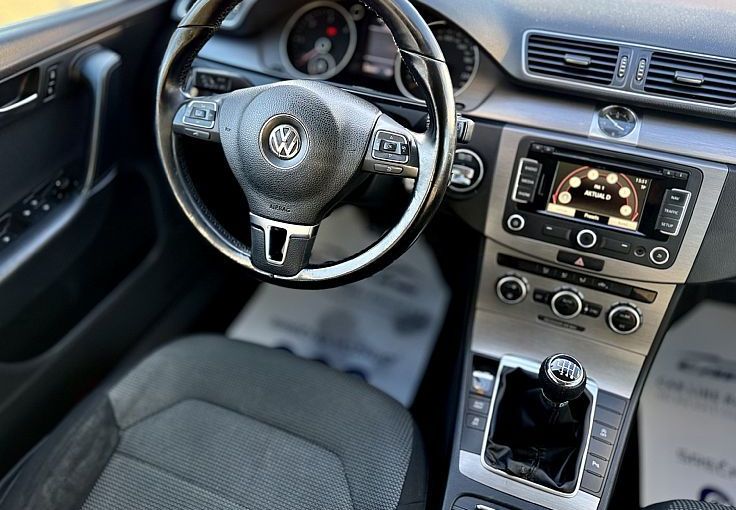 Zunanja slika - VW Passat - Variant 2.0 TDI BlueM.Tech. Comfortline 103kW - 8