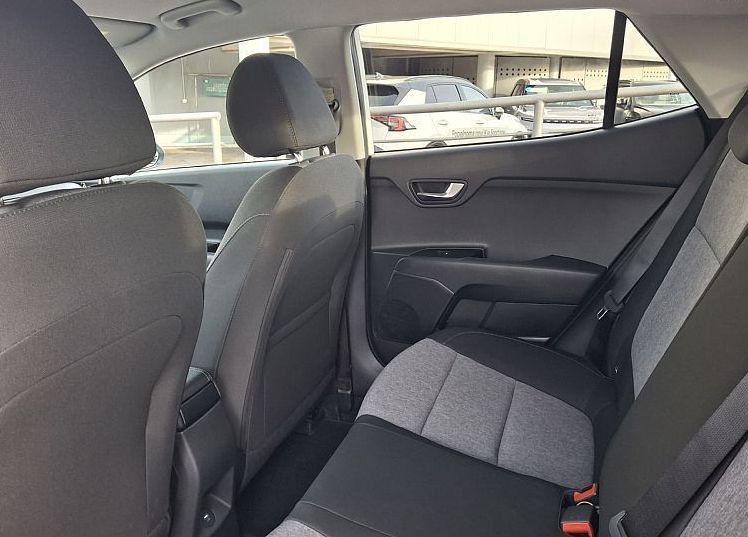 Zunanja slika - KIA Stonic - 1.0 T-GDi 73.6 kW  100 KM  EX Pulse M T - 11