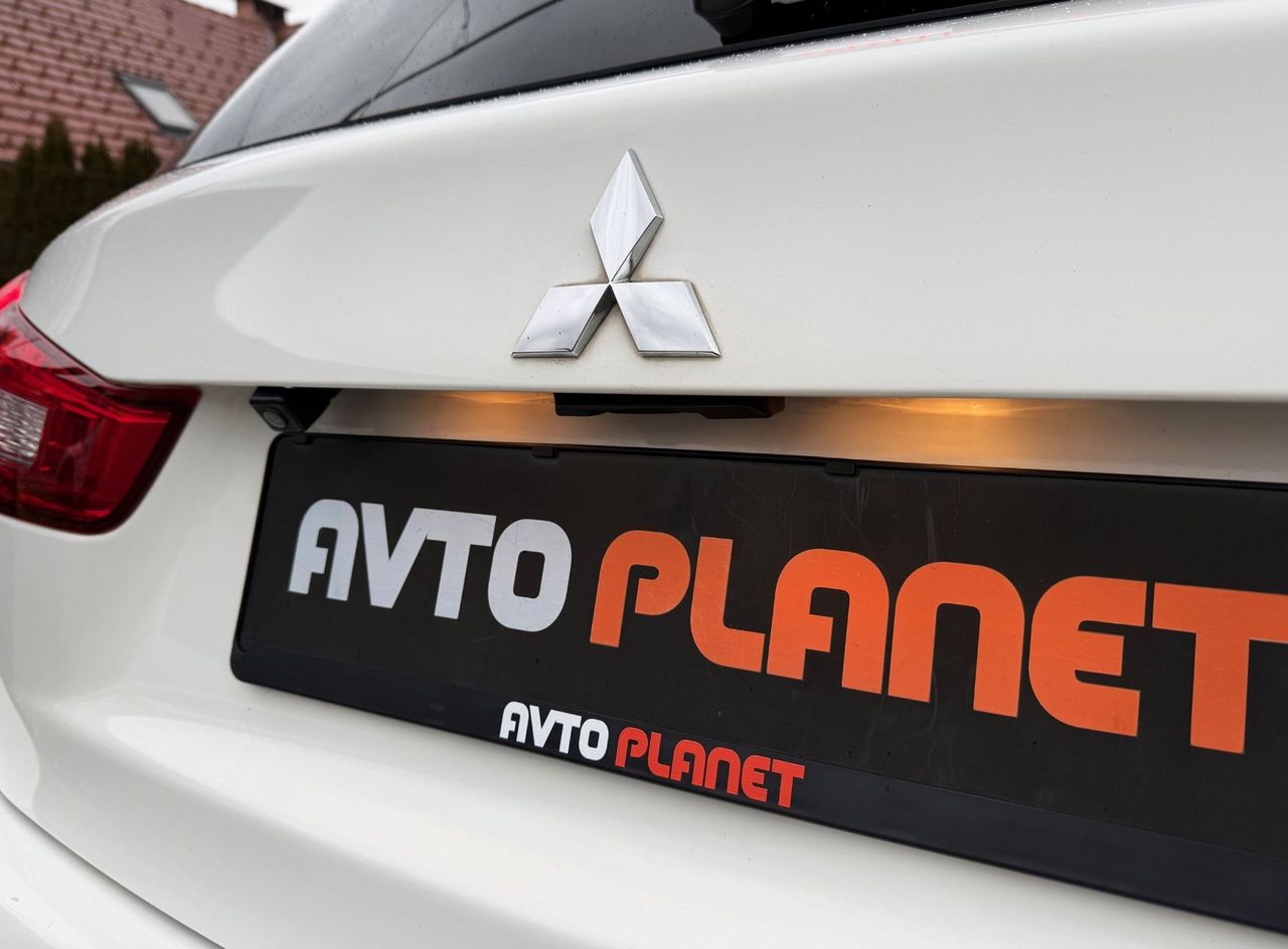 Zunanja slika - Mitsubishi ASX - 2.2 DI-D 4WD AUT. Intense+ XENON NAVI PANO KAMERA - 12