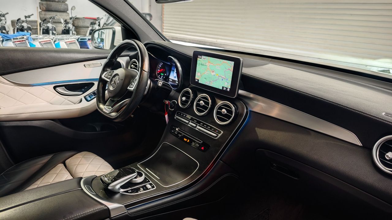 Zunanja slika - Mercedes-Benz GLC Coupe - GLC 250 d 4MATIC AMG NAVI 360KAM PANO LED TEMP - 14