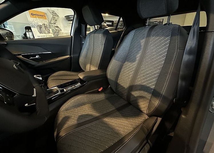 Zunanja slika - Peugeot 2008 - ACTIVE PACK PureTech 100 - 7