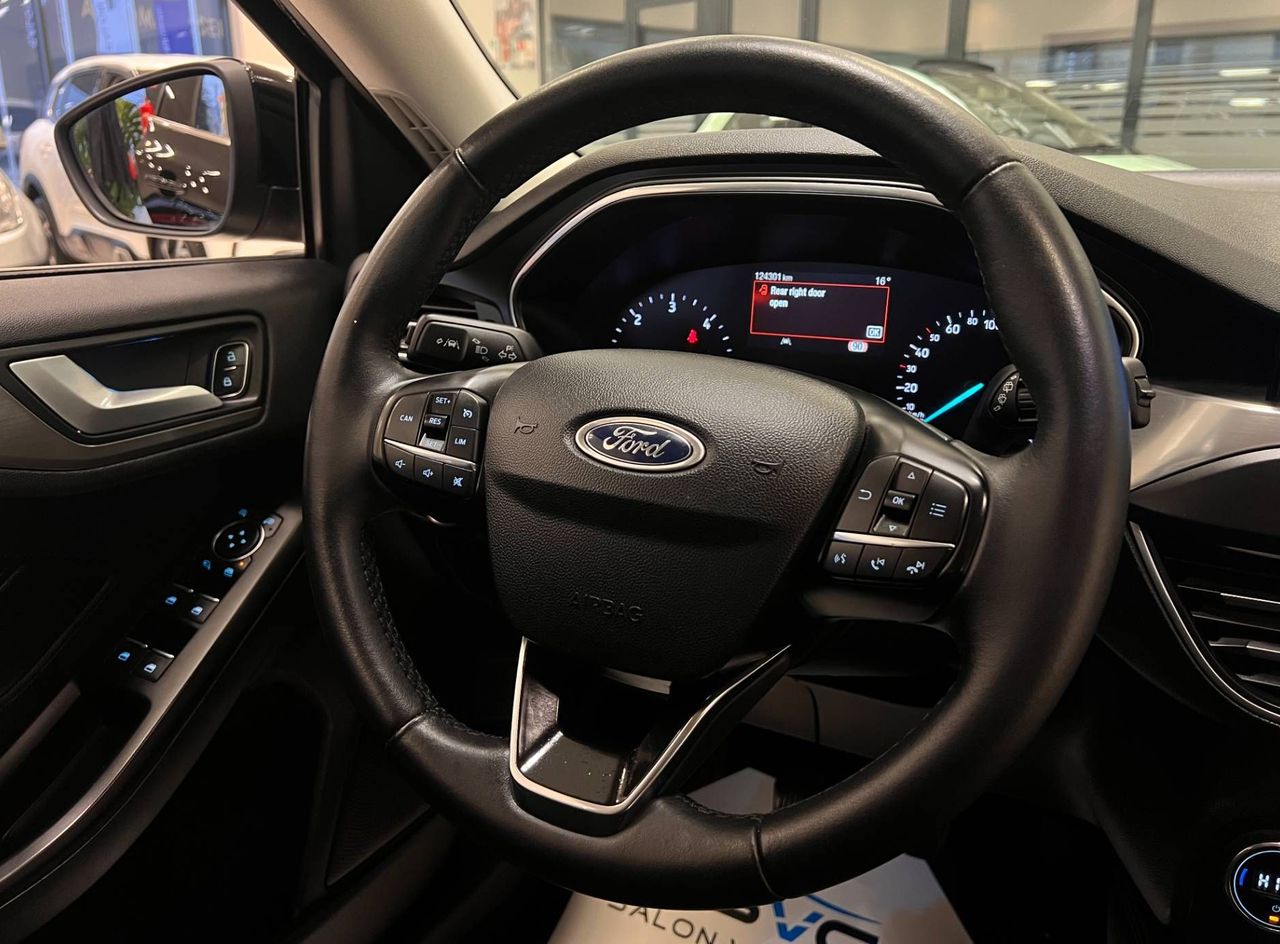 Zunanja slika - Ford Focus - 1.5-TITANIUM-LED-NAVI-2X-PDC-LINE-ASS-TEMP-ODLIČ.. - 13