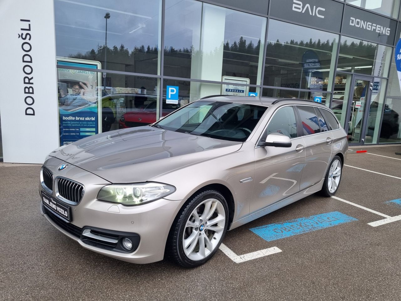 Zunanja slika - BMW serija 5 Touring - Serija 5 525d xDrive AVTOMATIK-HARMAN KARDON-PDC - 1