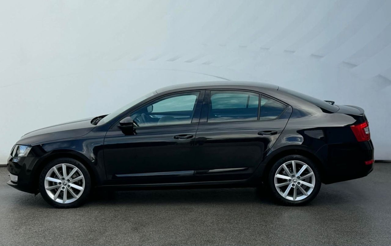 Zunanja slika - Škoda Octavia - 1.6 TDI-RS-185.000km-LIZING ZA TUJCE-ODLIČEN... - 6