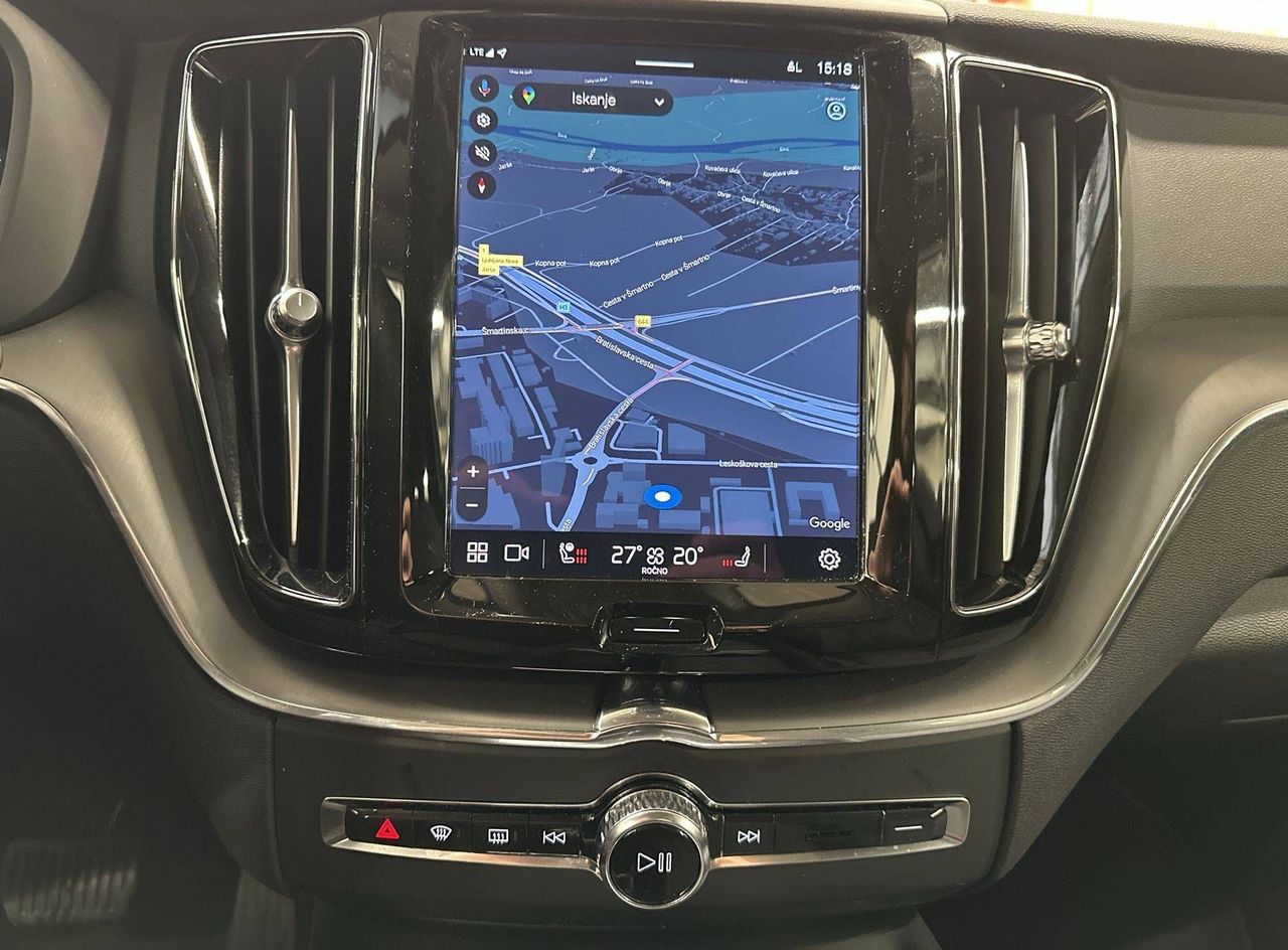 Zunanja slika - Volvo XC60 - B4 D Core AT - 17