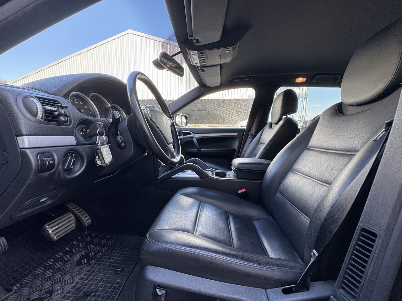 Zunanja slika - Porsche Cayenne - S 4.8 385KM TIPTRONIC ODLIČEN 2 KOMPLETA PLATIŠČ - 8