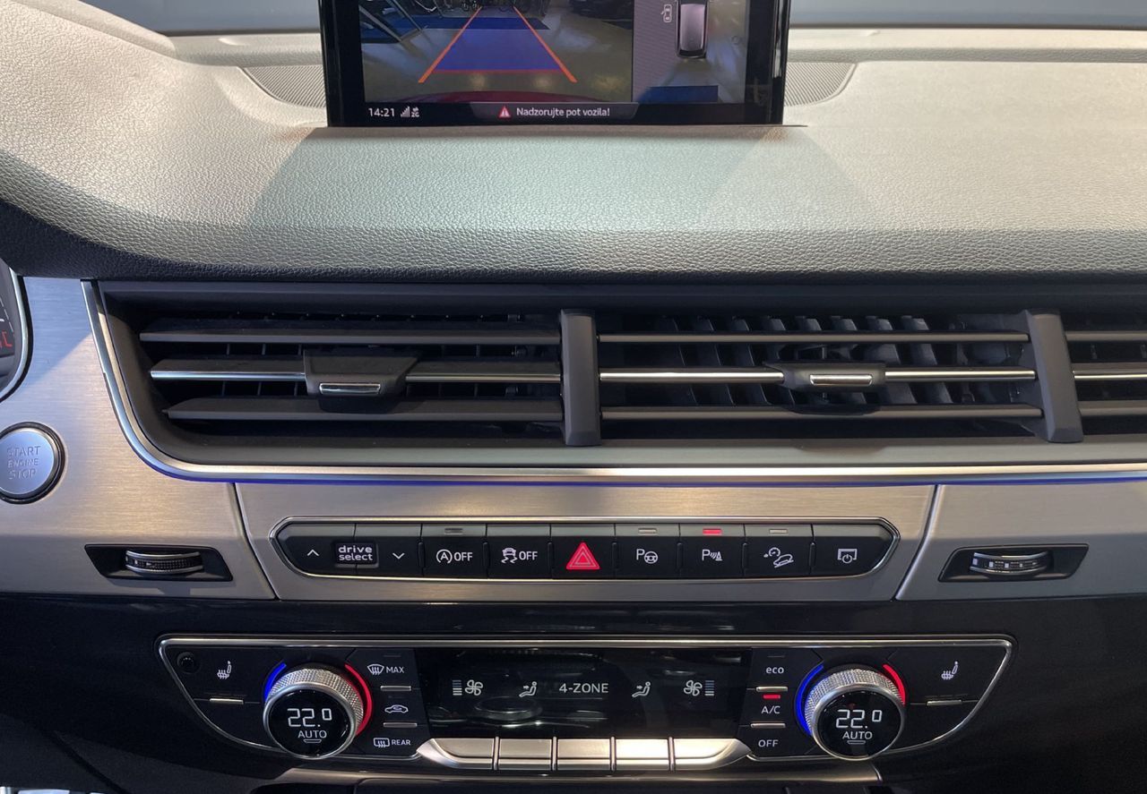 Zunanja slika - Audi Q7 - ZRAČNO-HUD-PANO-NAVI-MEMORY-ALCANTARA-VIRTUAL-22C - 20