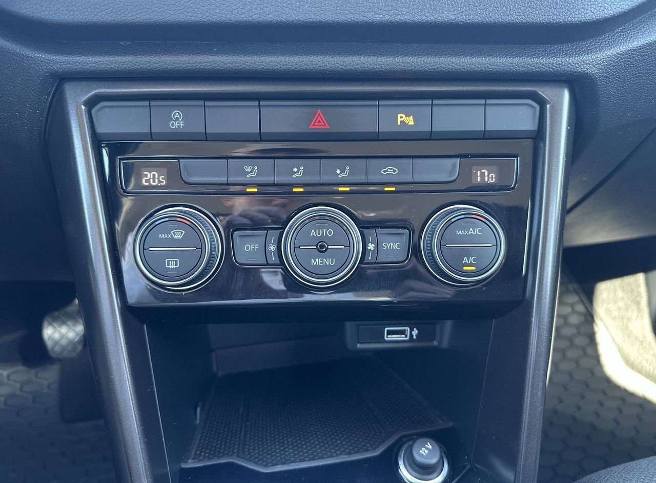 Zunanja slika - VW T-Roc - 1.0 TSI BMT Style - 19