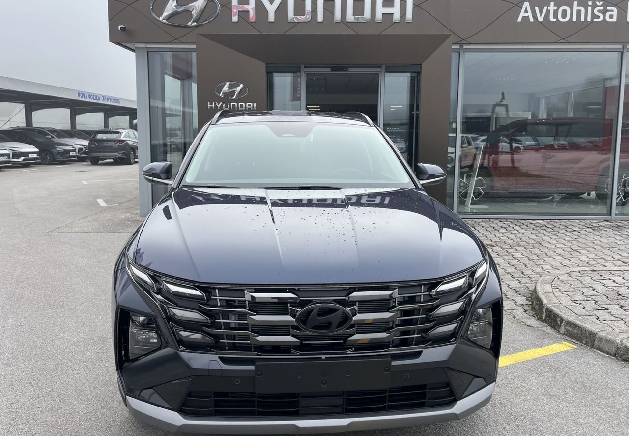 Zunanja slika - Hyundai Tucson - 1.6 T-GDI STYLE 18. WINTER. LED - 2