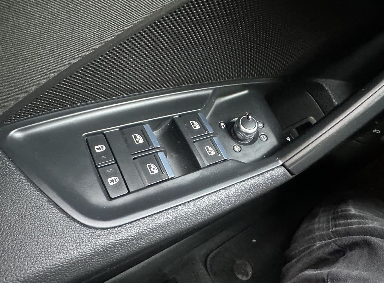 Zunanja slika - Audi A3 - 40 TFSI e Business Stronic 150kW.KAMERA.LED.BENCIN - 12