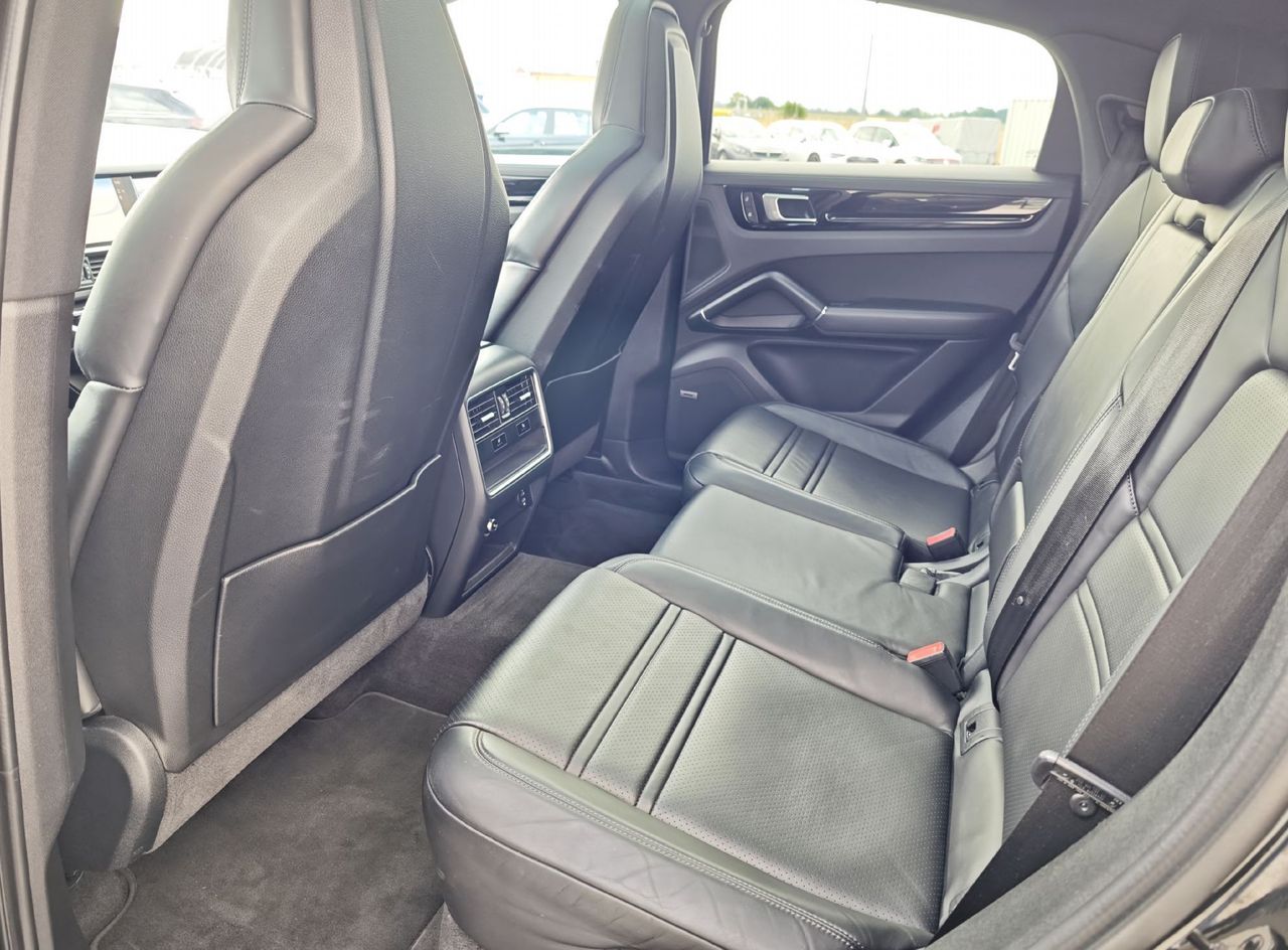 Zunanja slika - Porsche Cayenne - Coupe 3.0 V6 BOSE HEAD UP NIGHT PAKET KAM PANO 21COL - 9
