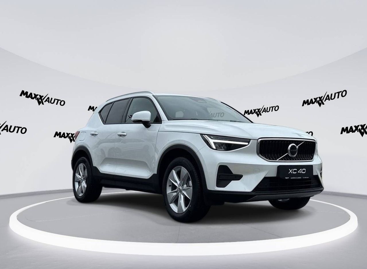 Zunanja slika - Volvo XC40 - B3 P Core AT DCT - 2