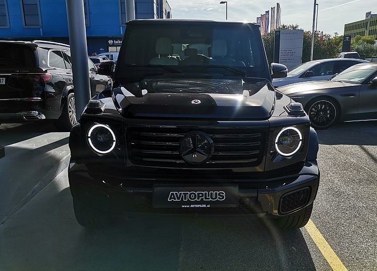 Zunanja slika - Mercedes-Benz G-Razred - G 580 EQ Technology SLO vozilo 1.lastnik - 3