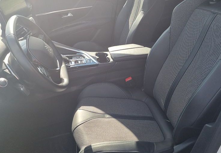 Zunanja slika - Peugeot 3008 - 1.2 PureTech 130 EAT8 Allure 1.LASTNIK. SERVISNA - 4