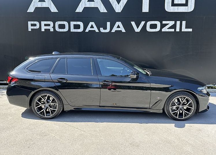 Zunanja slika - BMW Serija 5 - Touring: 530d xDrive-MSPORT-KAMERA-VK-19COL... - 3
