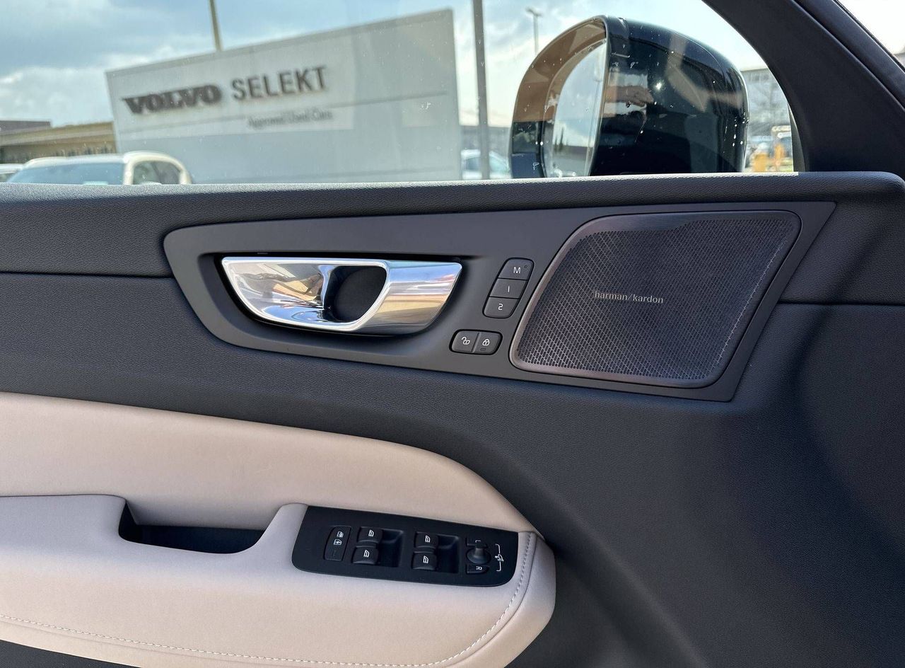 Zunanja slika - Volvo XC60 - B5 P AWD Plus Dark Avt. - 12