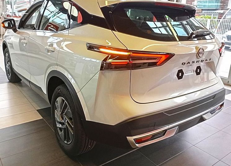 Zunanja slika - Nissan Qashqai - 1.3 DIG-T Mild Hybrid 140 2WD ACENTA - 3