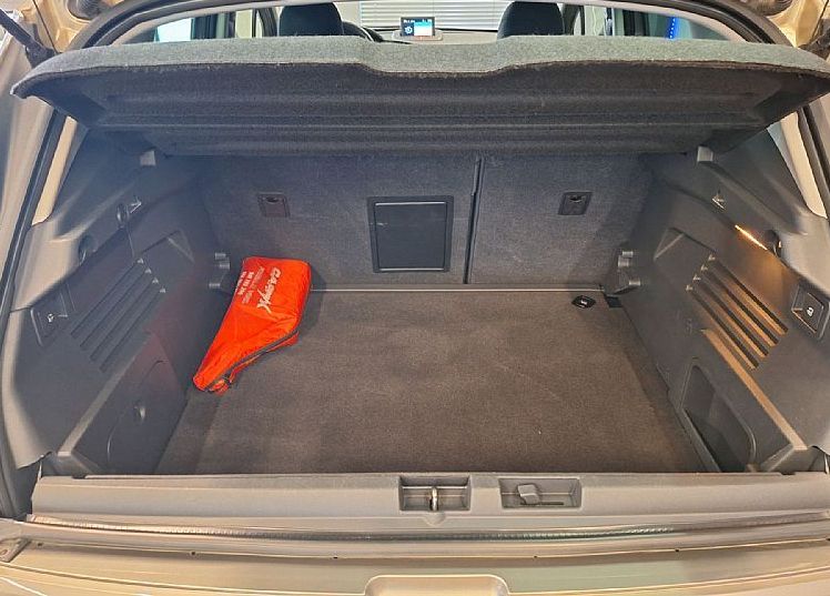 Zunanja slika - Peugeot 3008 - ACTIVE 1.6 BlueHDi 120 avtomatik KREDIT BREZ POL.. - 8