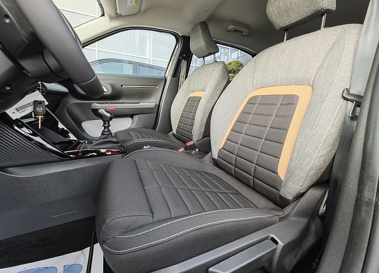 Zunanja slika - Citroën C3 Aircross - PLUS 1.2L Turbo 100 S S ročni - 6