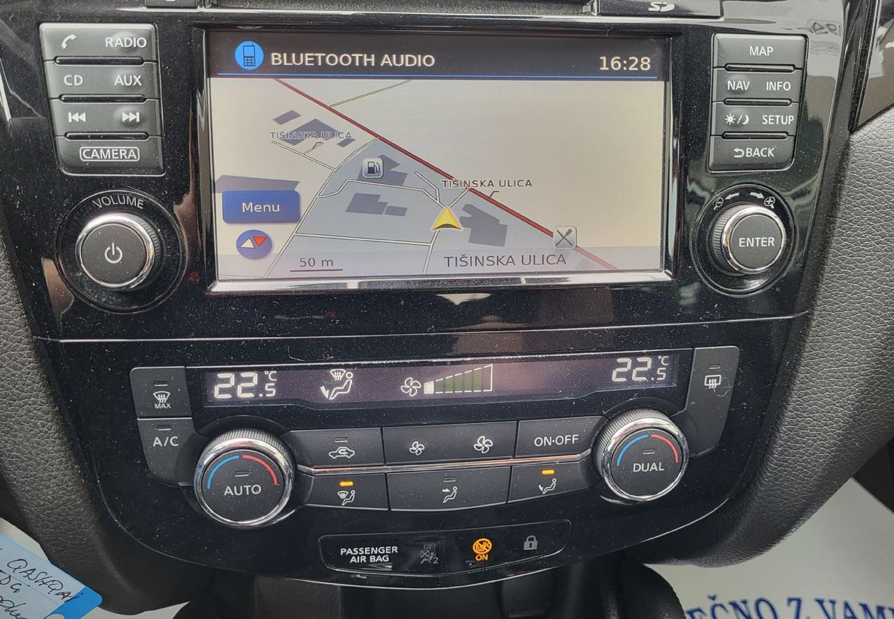 Zunanja slika - Nissan Qashqai - 1.5 DCI 360 navi-pdc-kamera-alu-acc-tempom-servis - 12