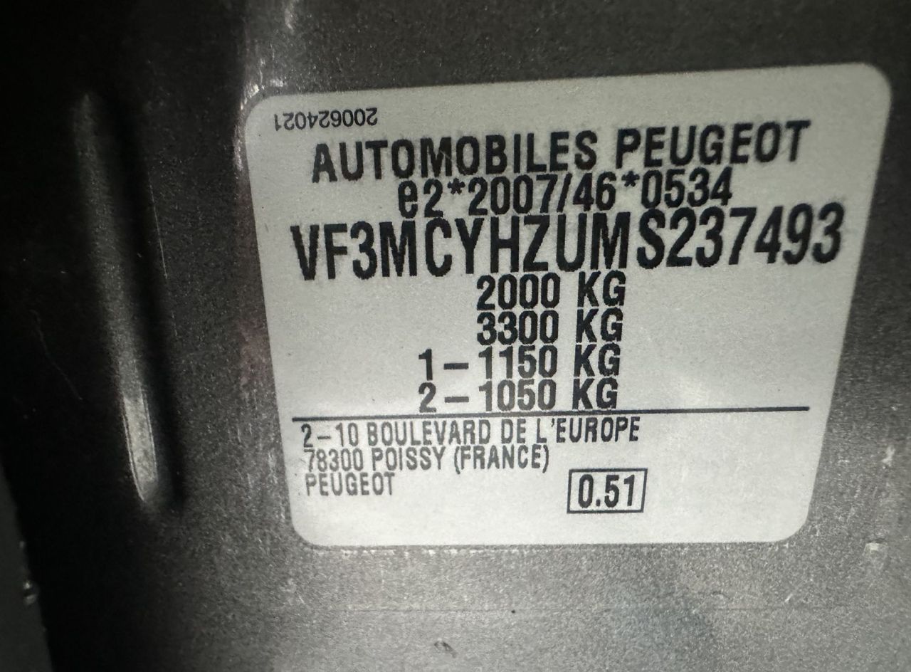 Zunanja slika - Peugeot 3008 - 1.5 BlueHDi 130 EAT8 Active.KAMERA.NAVI.ALU.2022 - 19