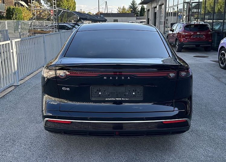 Zunanja slika - Mazda Mazda6e - 80KWH LONG RANGE TAKUMI BEIGE - 4